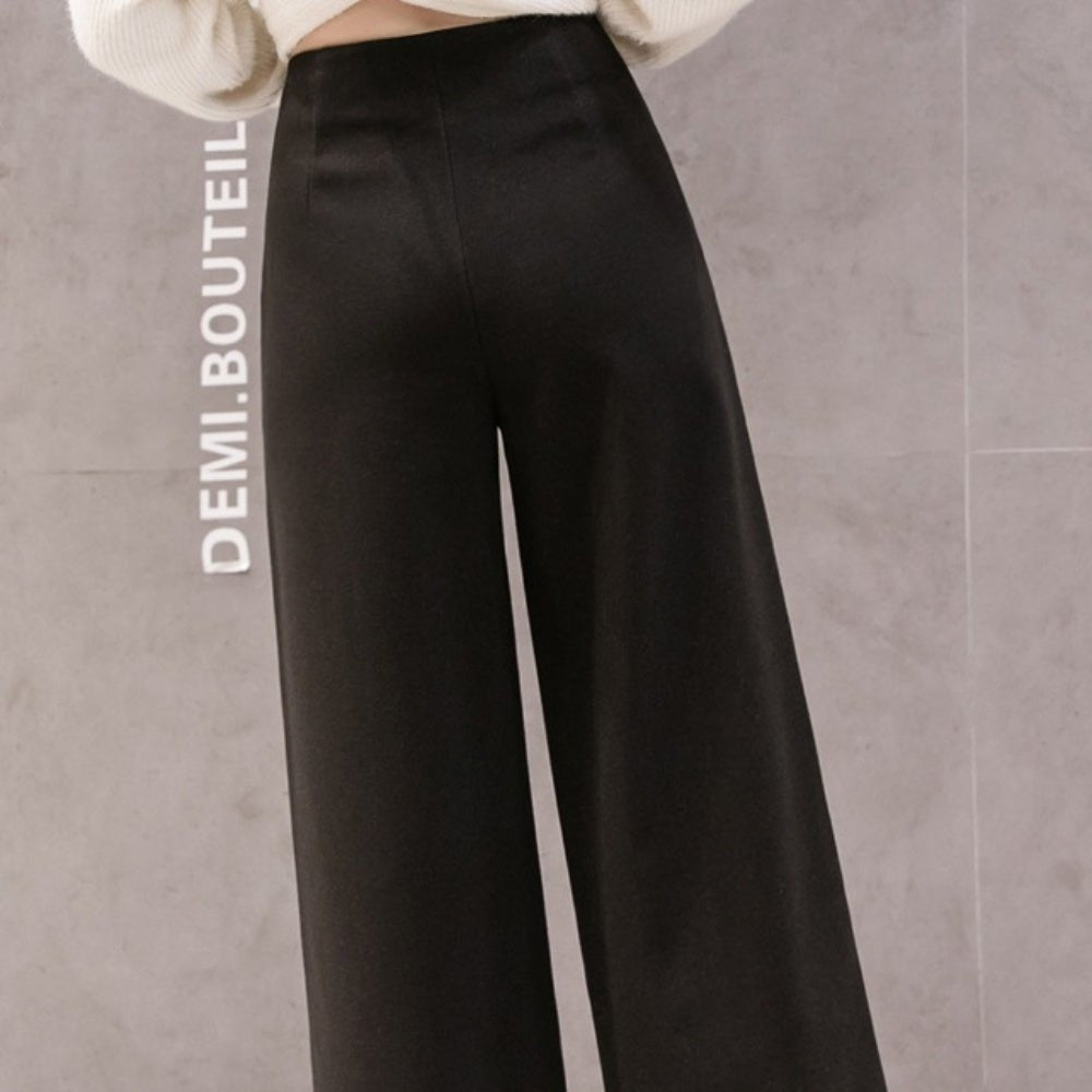 クルミボタンセンタープレスワイドパンツ|オフィスカジュアル レディース 通販 Millennial Generation【ミレジェネ】