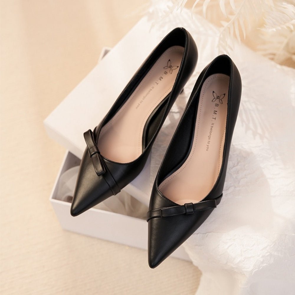 アシメフラットリボンパンプス|オフィスカジュアル レディース 通販【ミレジェネ】