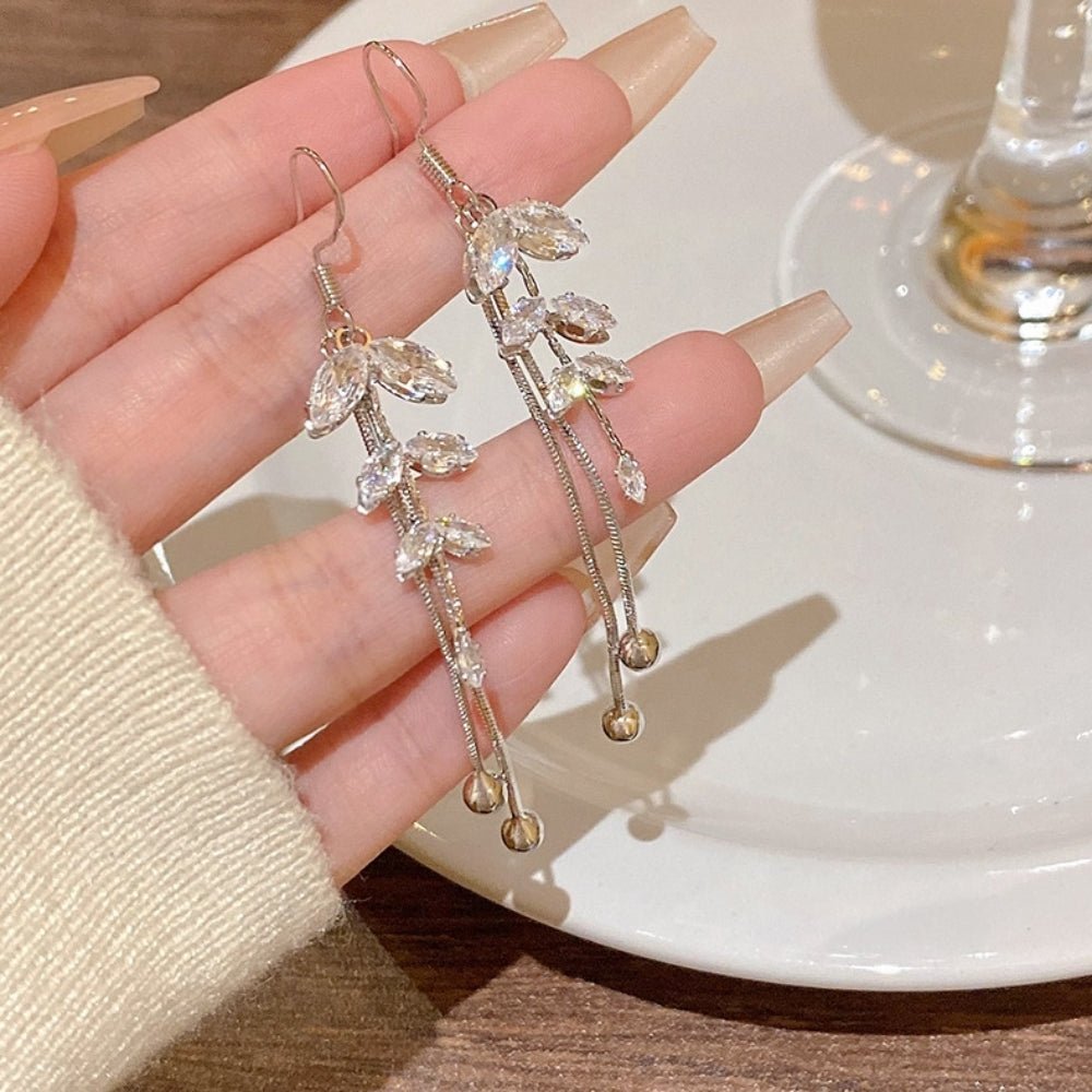 リーフドロップフリンジピアス|オフィスカジュアル レディース 通販【ミレジェネ】