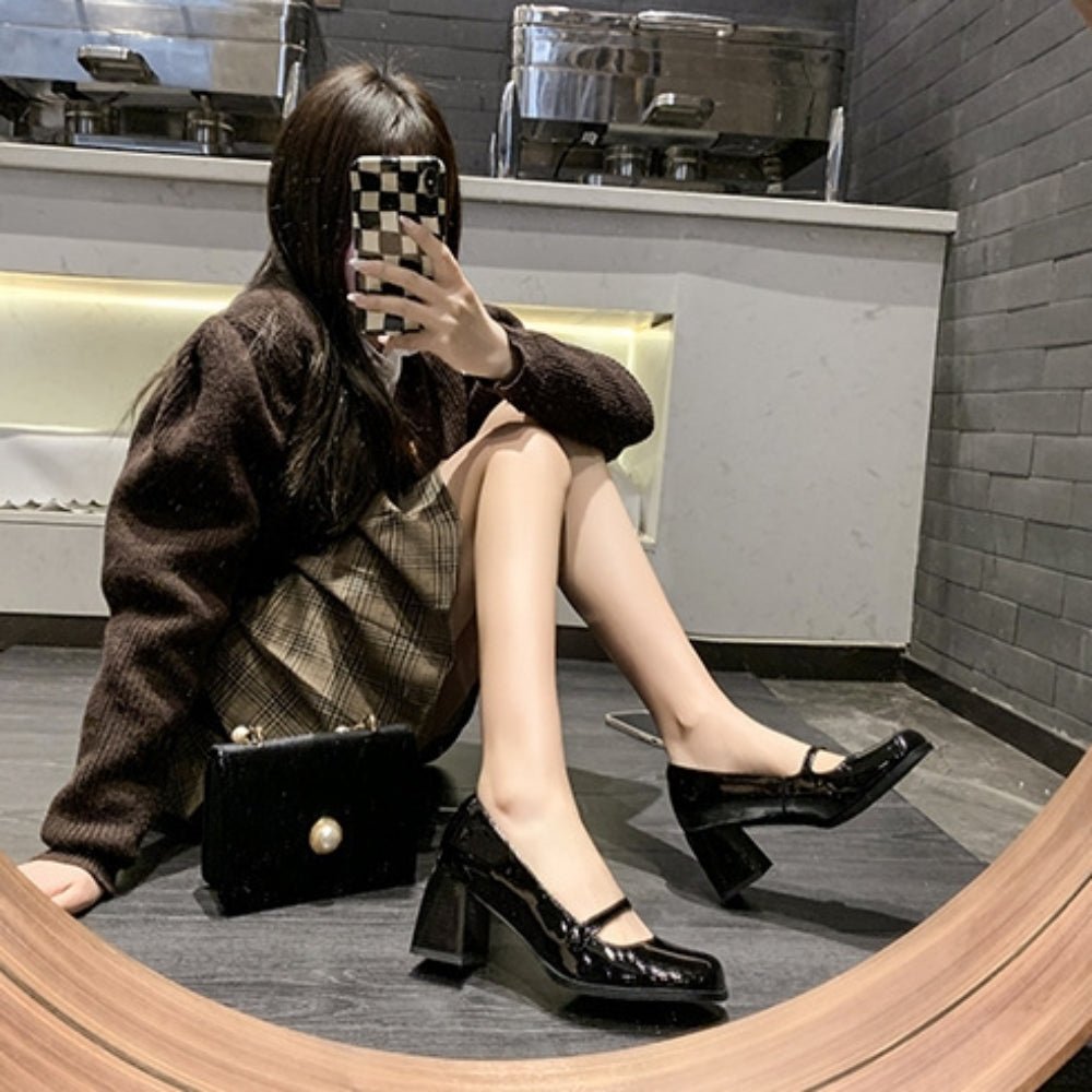 アッパーストラップスクエアトゥパンプス|オフィスカジュアル レディース 通販【ミレジェネ】