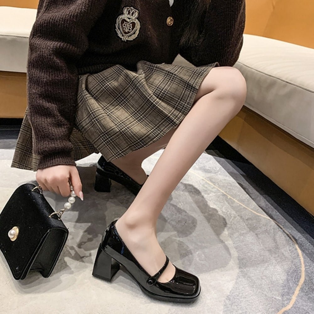 アッパーストラップスクエアトゥパンプス|オフィスカジュアル レディース 通販【ミレジェネ】