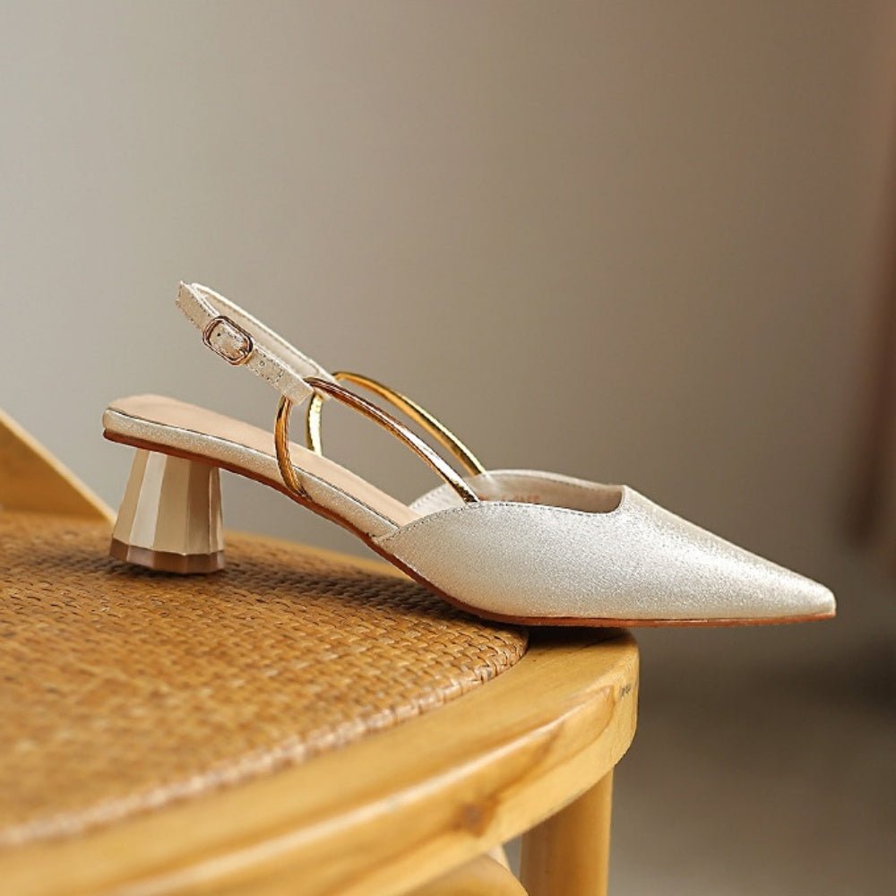 ヒールデザインゴールドモチーフパンプス|オフィスカジュアル レディース 通販【ミレジェネ】