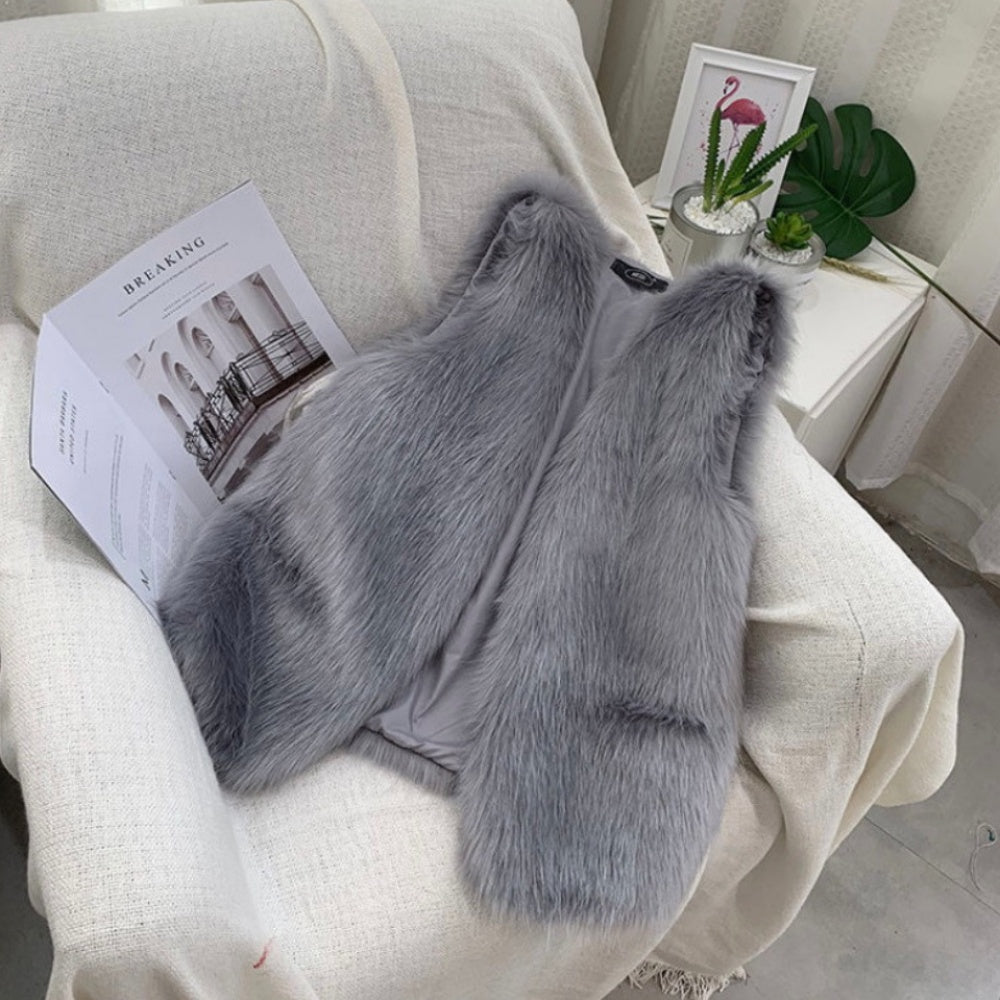 ポケット付きボリュームファーベスト|オフィスカジュアル レディース 通販【ミレジェネ】