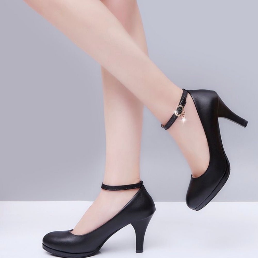 オフィスカジュアル アンクルストラップ合皮パンプス ミレジェネ