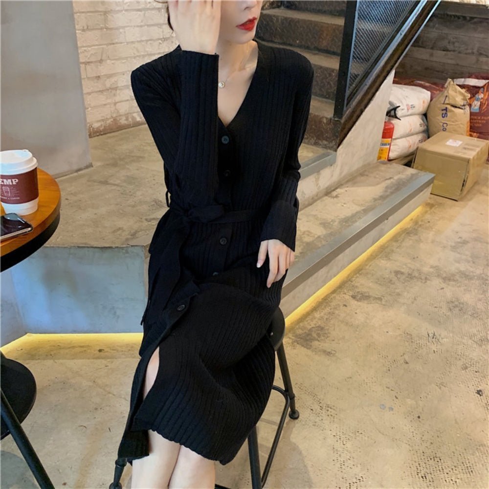 フロントボタンVネックニットワンピース|オフィスカジュアル レディース 通販【ミレジェネ】