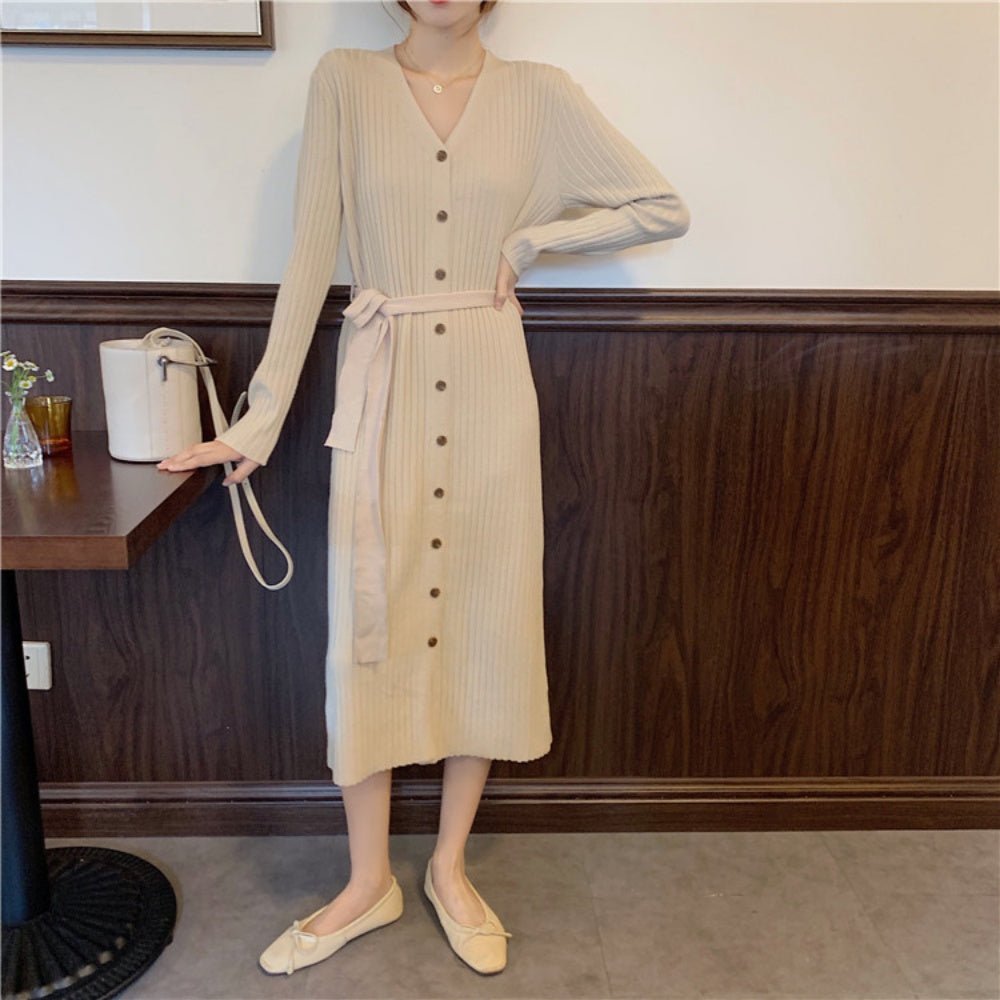 フロントボタンVネックニットワンピース|オフィスカジュアル レディース 通販【ミレジェネ】