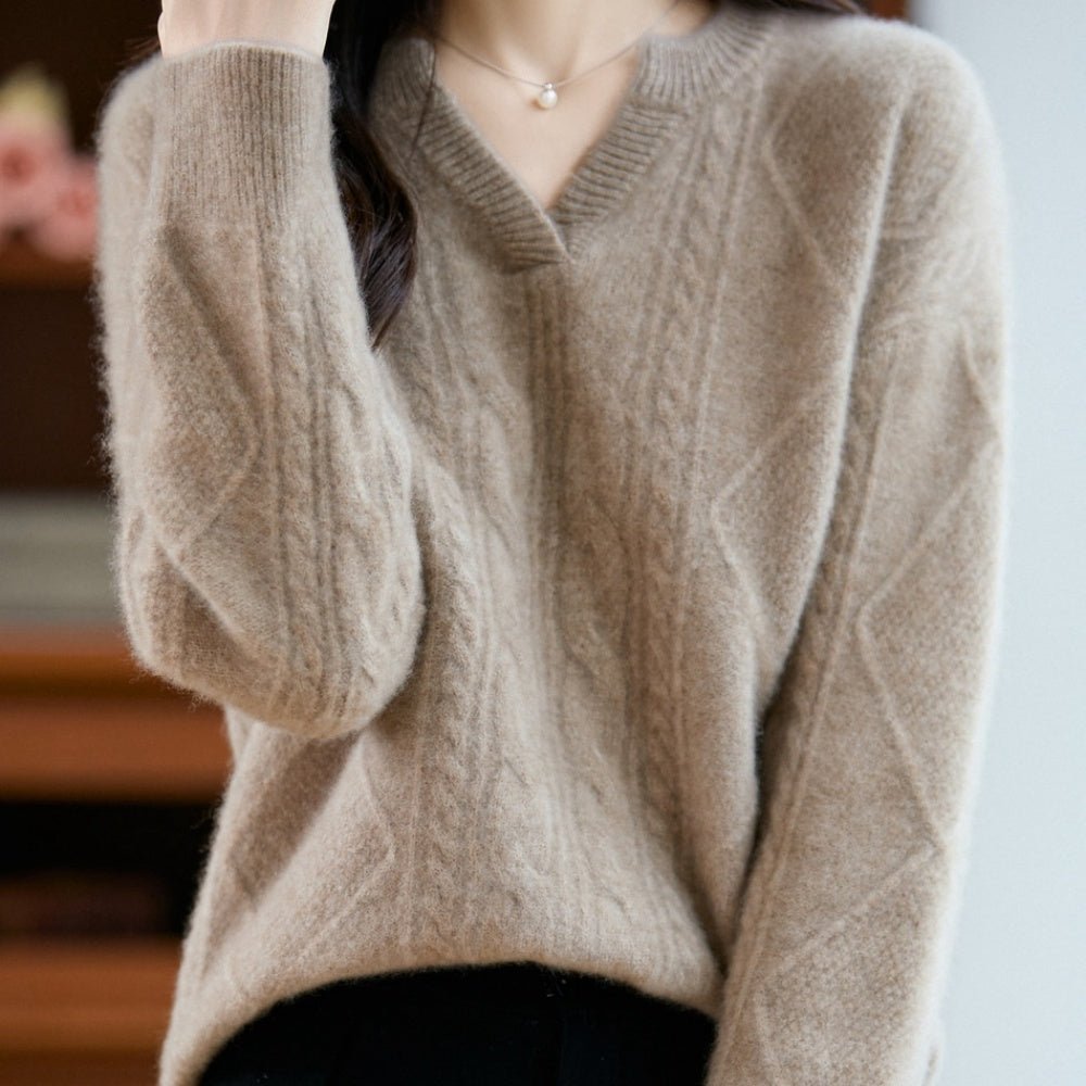ウールケーブルVネックニット|オフィスカジュアル レディース 通販【ミレジェネ】