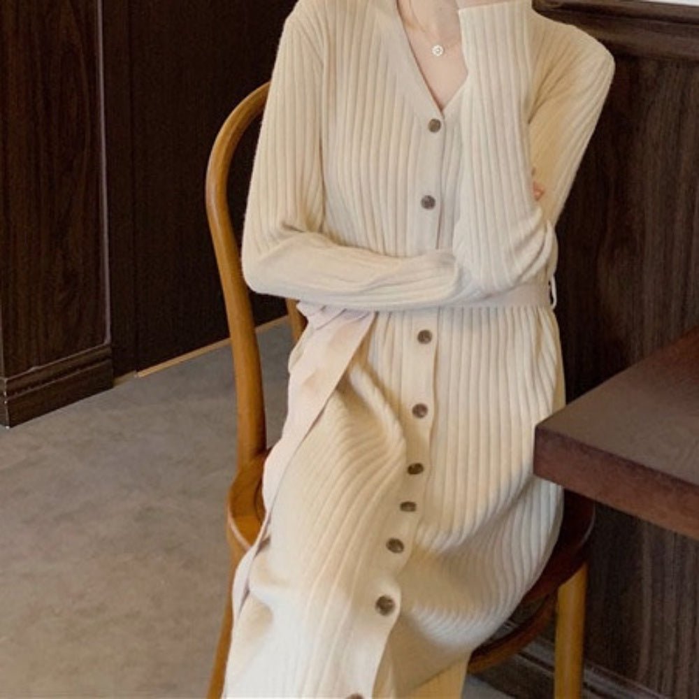 フロントボタンVネックニットワンピース|オフィスカジュアル レディース 通販【ミレジェネ】