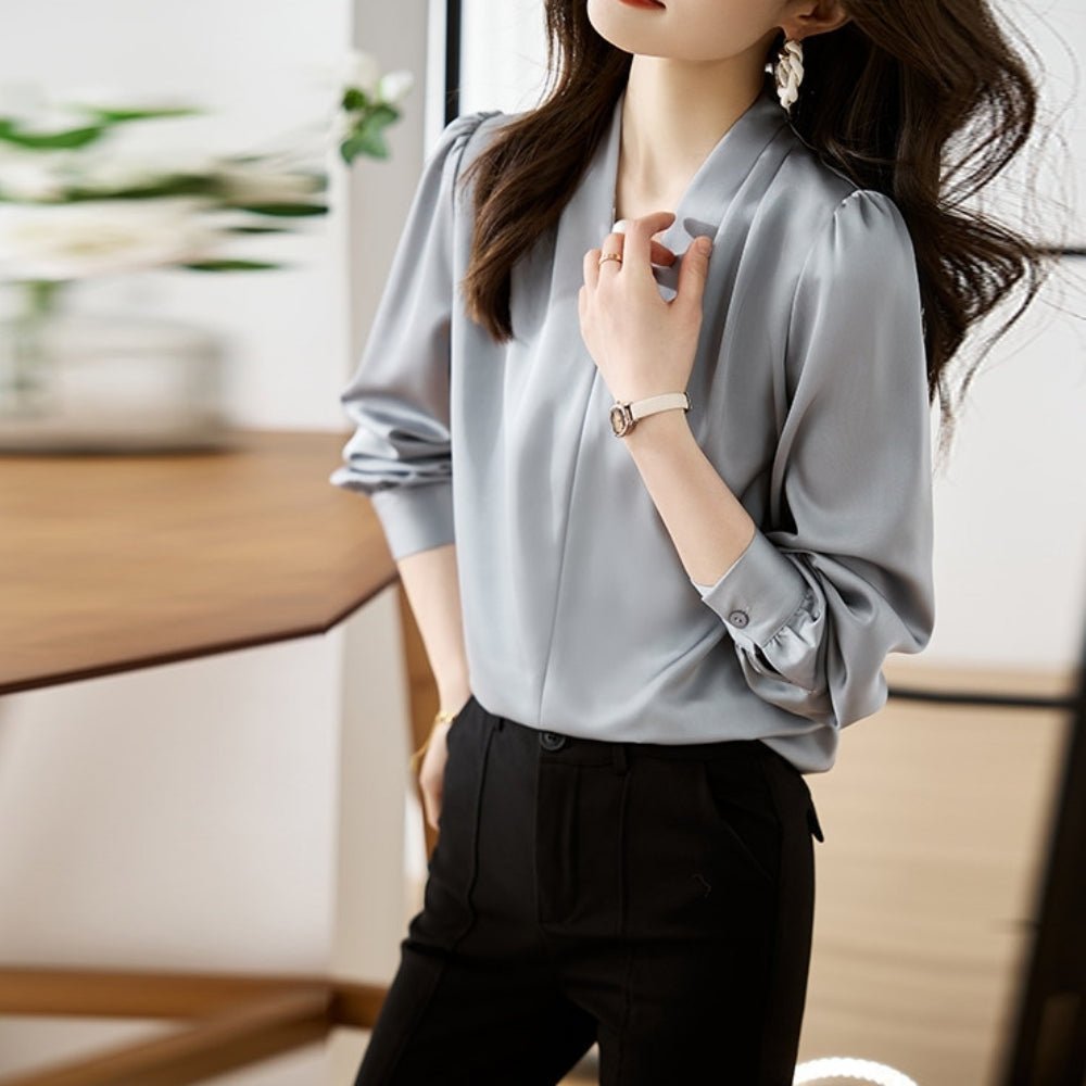 Vネックベーシックブラウス|オフィスカジュアル レディース 通販【ミレジェネ】