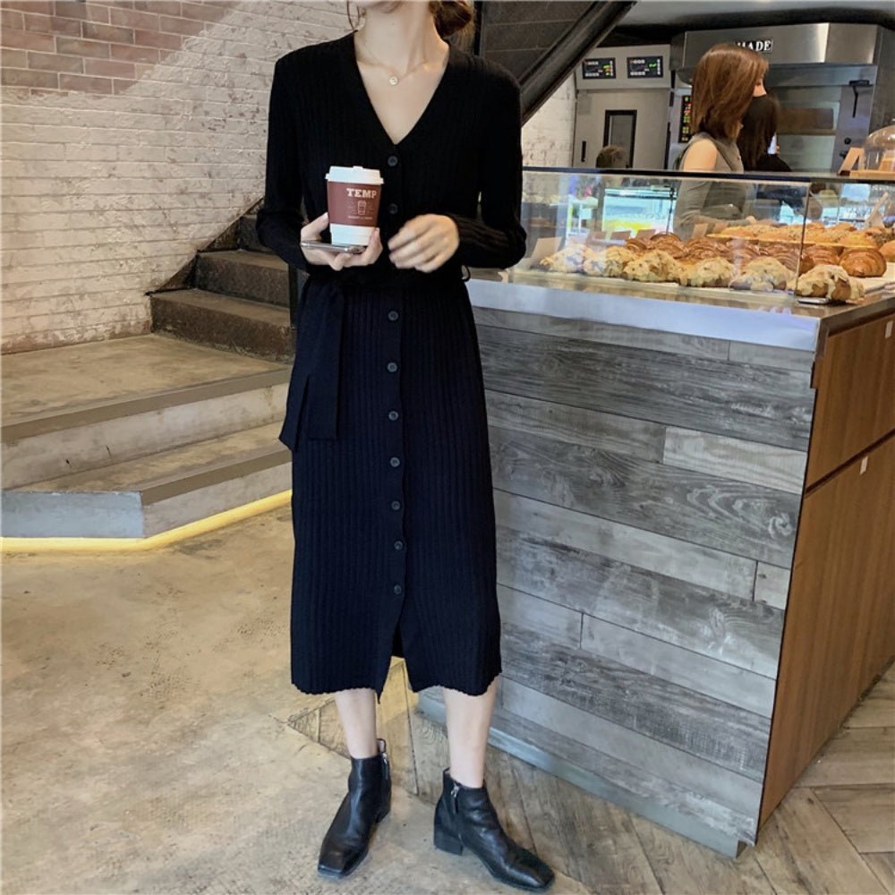 フロントボタンVネックニットワンピース|オフィスカジュアル レディース 通販【ミレジェネ】