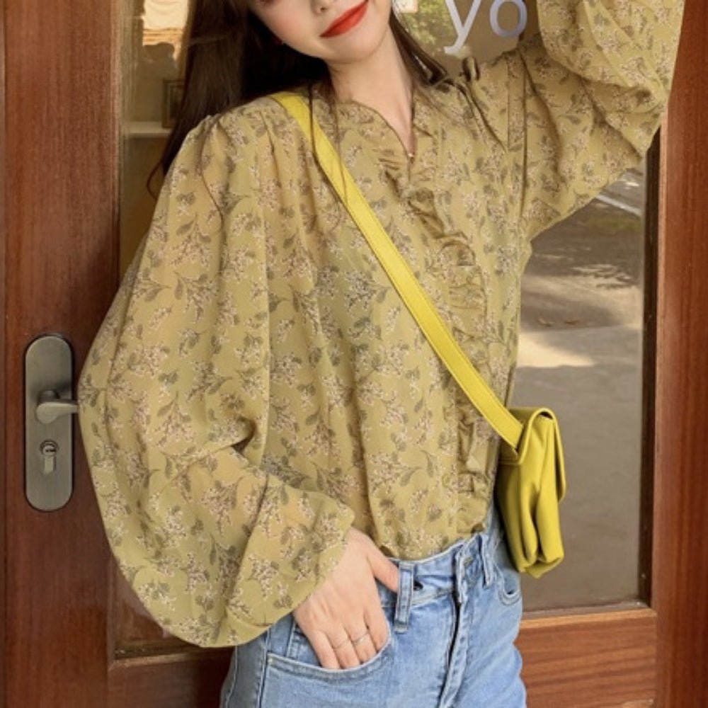 花柄フリルVネックブラウス|オフィスカジュアル レディース 通販【ミレジェネ】