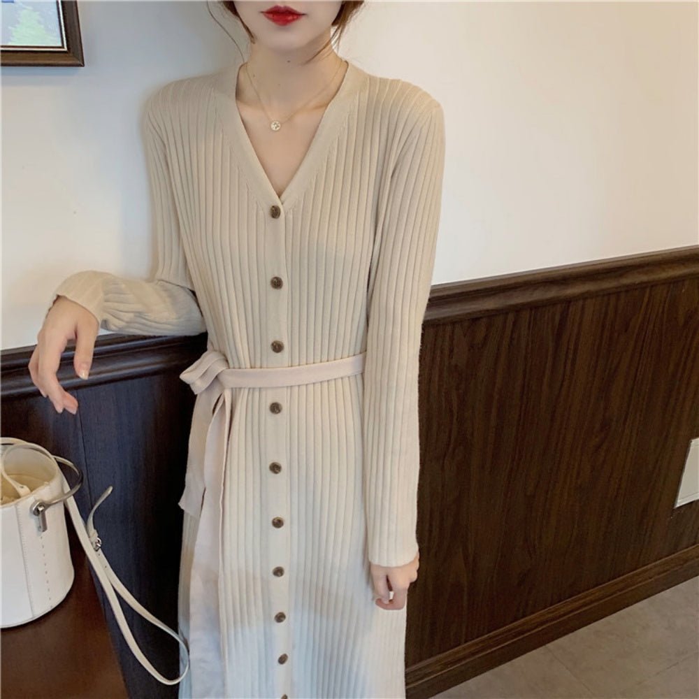 フロントボタンVネックニットワンピース|オフィスカジュアル レディース 通販【ミレジェネ】