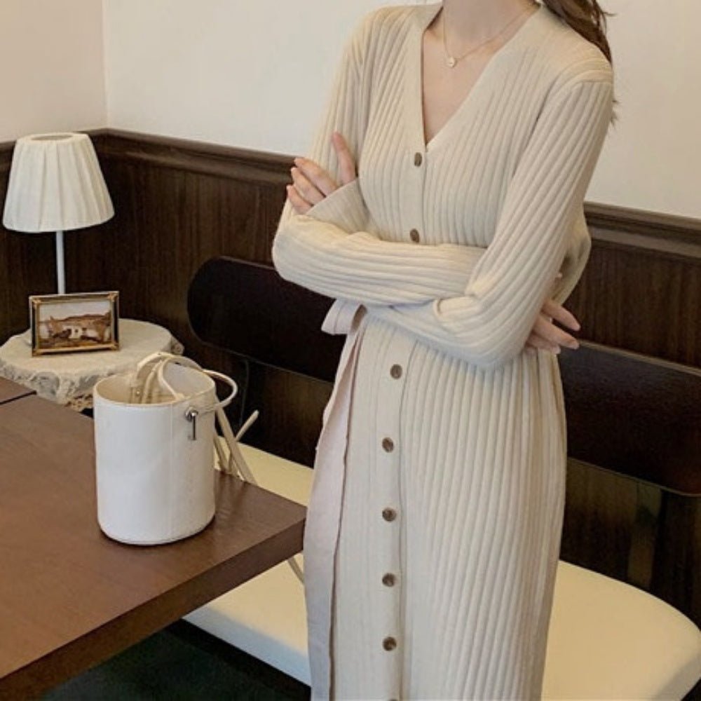フロントボタンVネックニットワンピース|オフィスカジュアル レディース 通販【ミレジェネ】