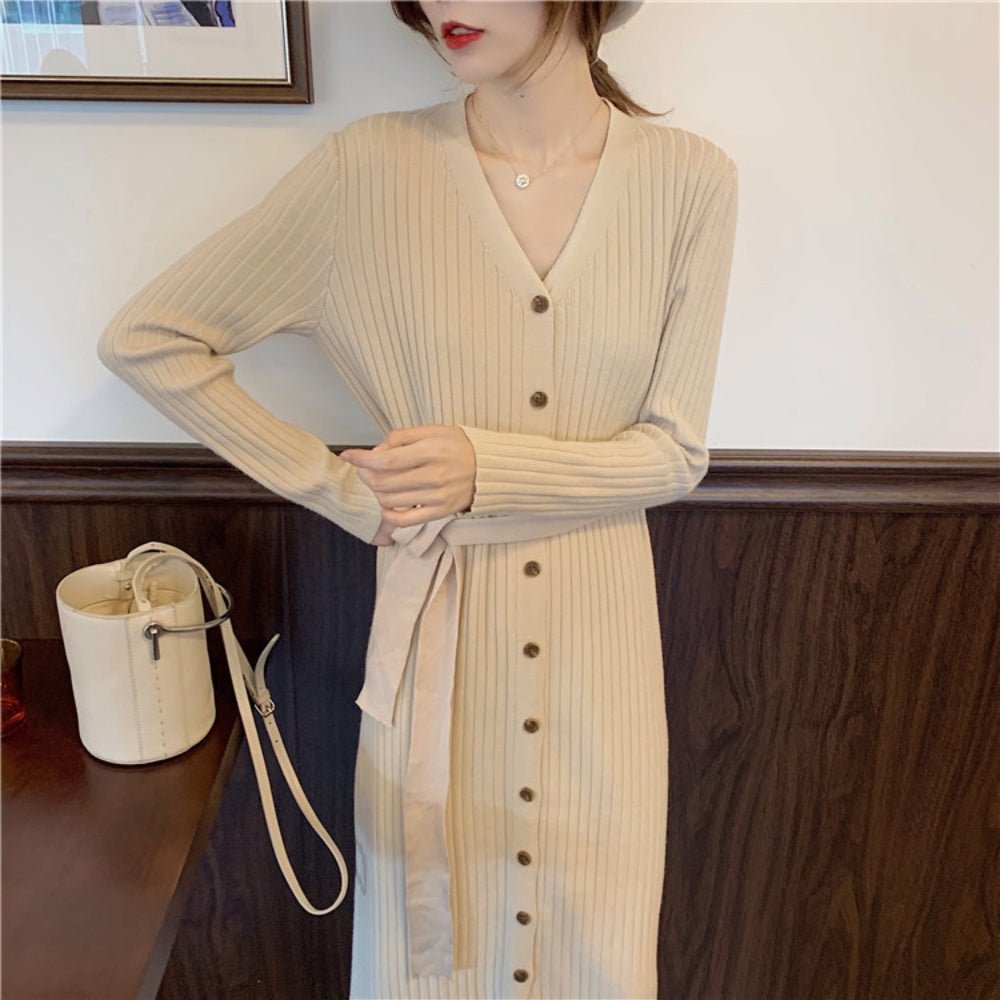 フロントボタンVネックニットワンピース|オフィスカジュアル レディース 通販【ミレジェネ】