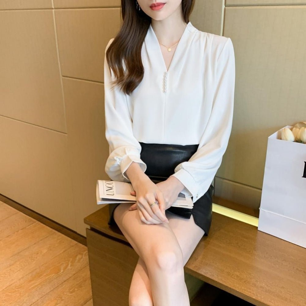 Vネックパール付ブラウス|オフィスカジュアル レディース 通販 Millennial Generation【ミレジェネ】