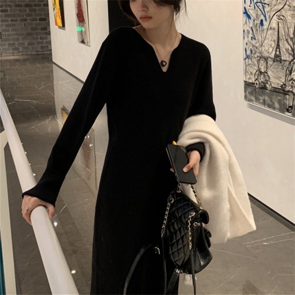 Vネックニットワンピース|オフィスカジュアル レディース 通販【ミレジェネ】