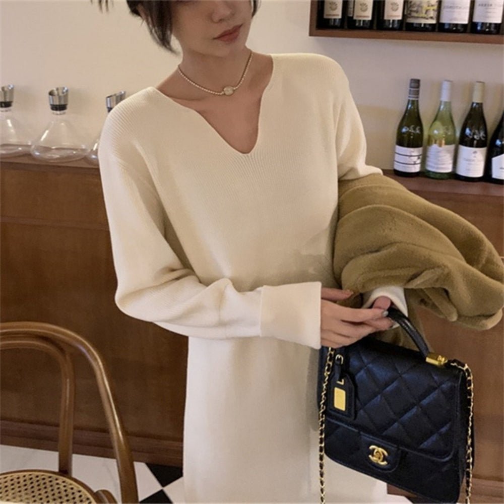 Vネックニットワンピース|オフィスカジュアル レディース 通販【ミレジェネ】