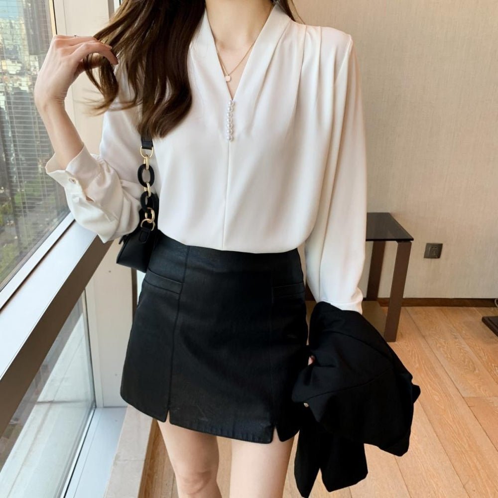 Vネックパール付ブラウス|オフィスカジュアル レディース 通販 Millennial Generation【ミレジェネ】