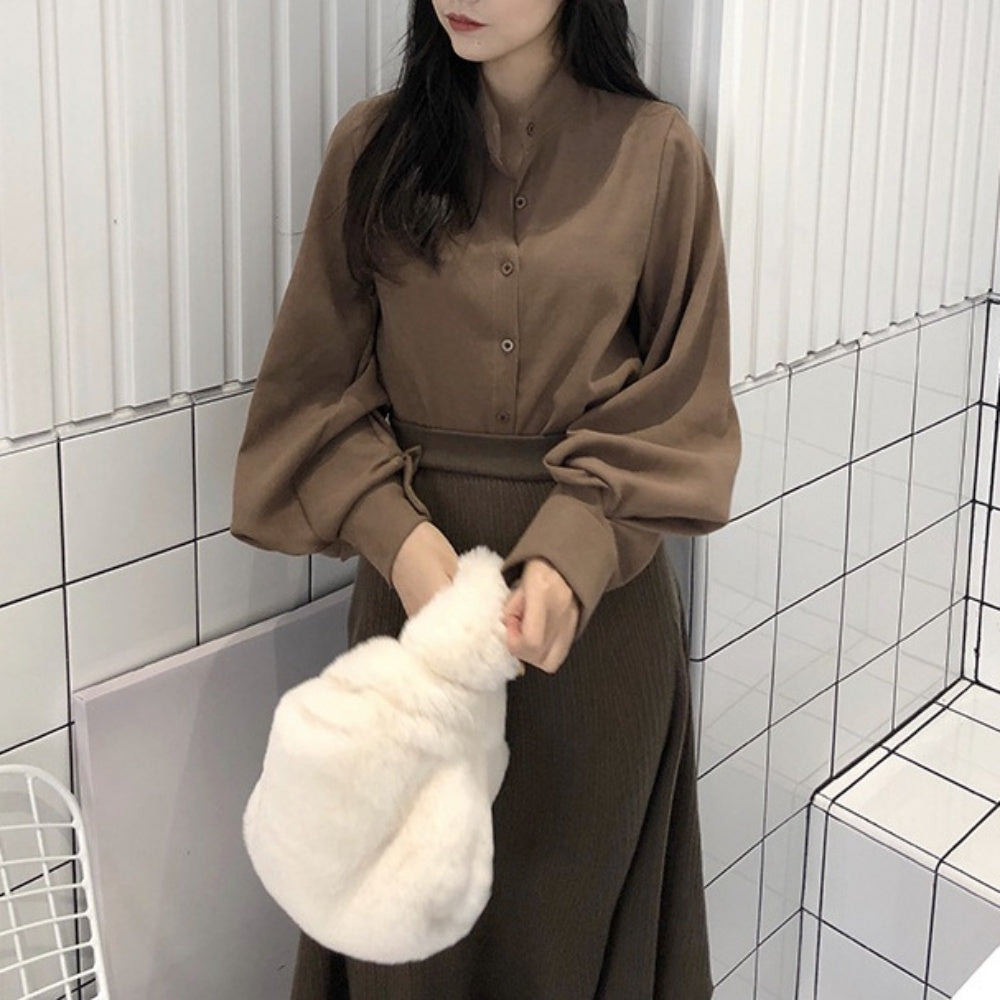 ランタンスリーブノーカラーブラウス