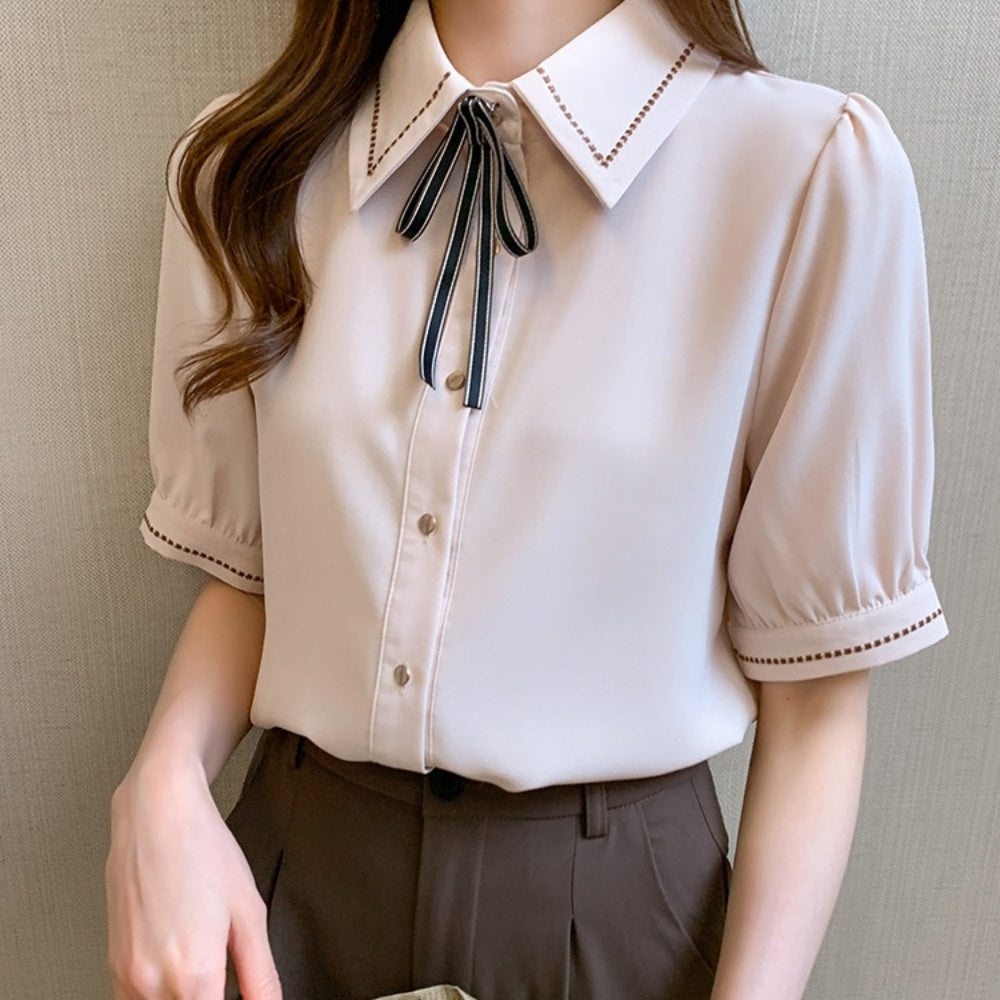 ハーフスリーブ刺繍リボンブラウス