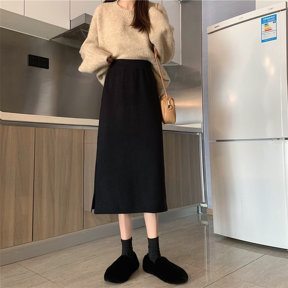 ミニサイドスリット入りニットスカート