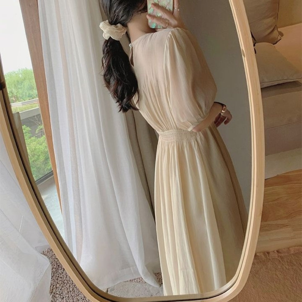 バストギャザーシアーワンピース