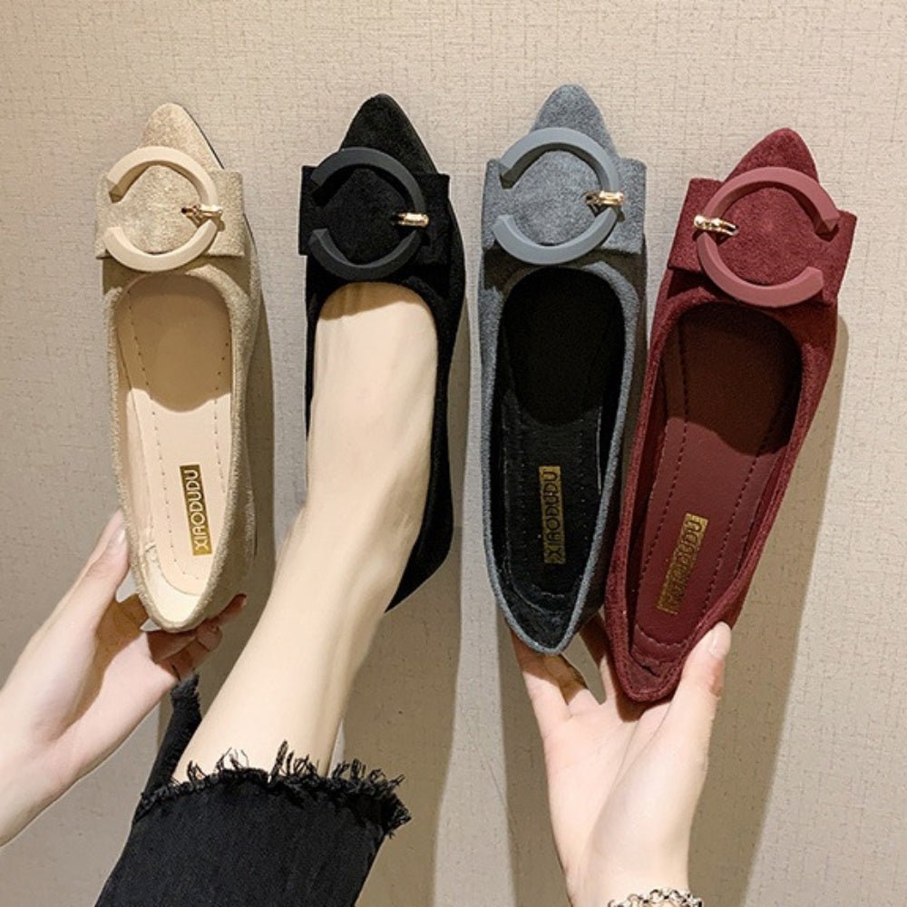 ベルトモチーフフラットパンプス