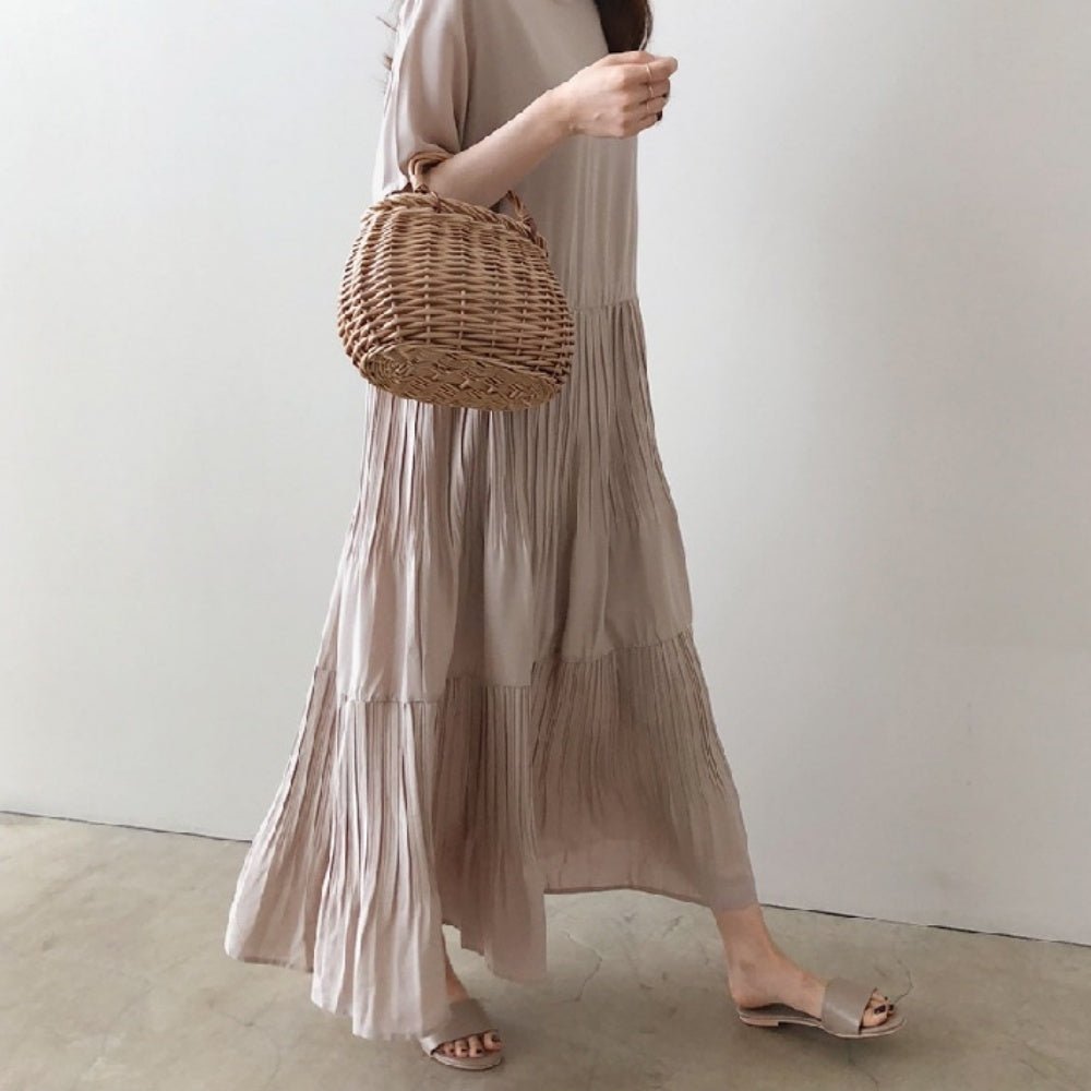 ゆったりラウンドネック半袖ロングワンピース