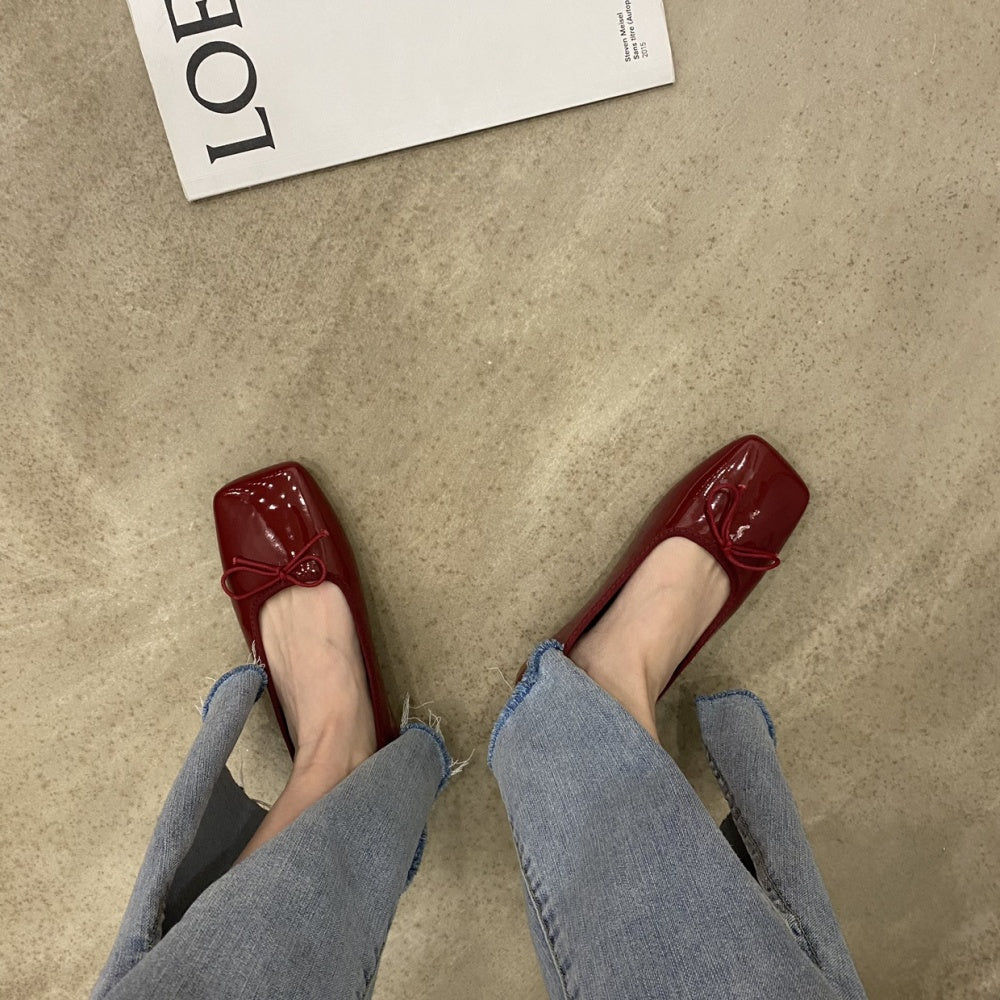 フラットリボンスクエアトゥパンプス|オフィスカジュアル レディース 通販【ミレジェネ】