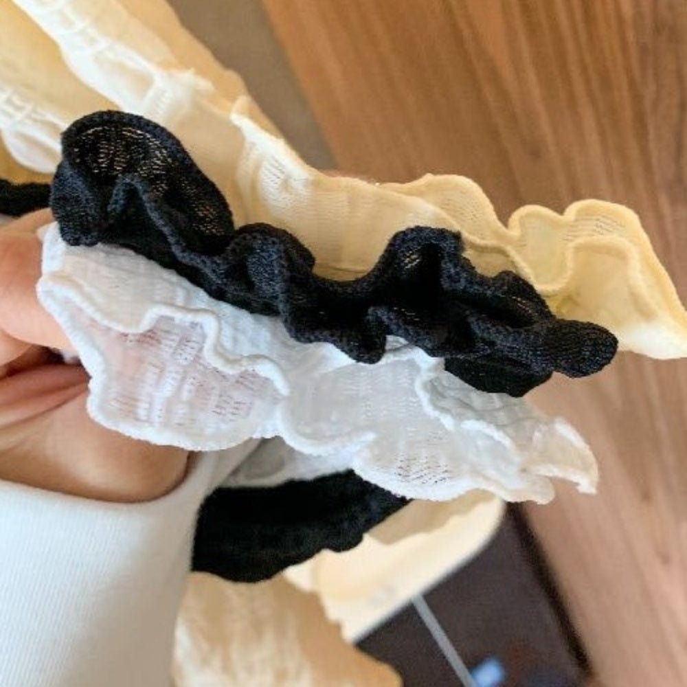 ギャザーハーフネックロングスリーブブラウス