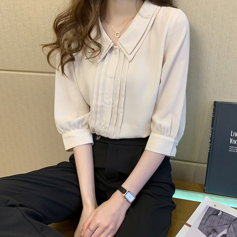 ハーフスリーブダブルカラーブラウス