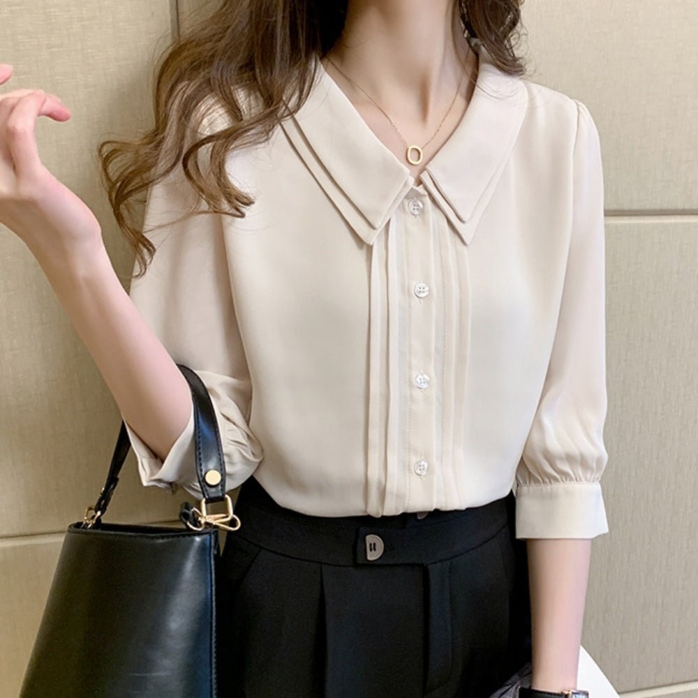 ハーフスリーブダブルカラーブラウス