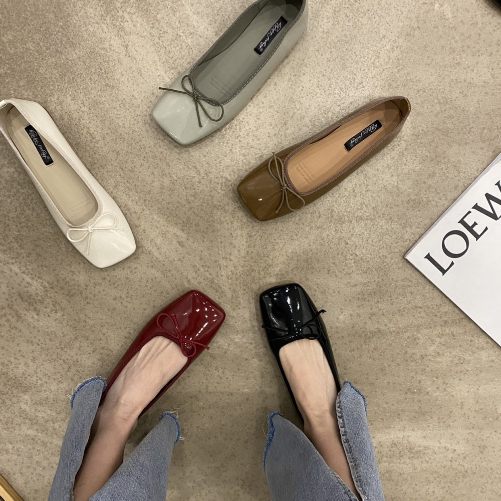 フラットリボンスクエアトゥパンプス|オフィスカジュアル レディース 通販【ミレジェネ】