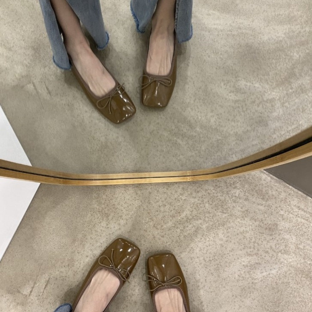 フラットリボンスクエアトゥパンプス|オフィスカジュアル レディース 通販【ミレジェネ】