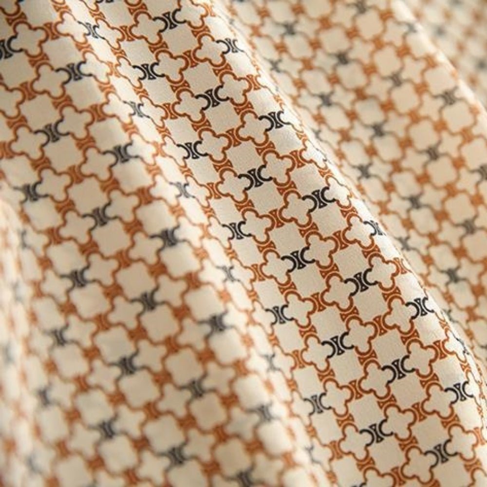 レトロモダン柄薄手トップス|オフィスカジュアル レディース 通販【ミレジェネ】