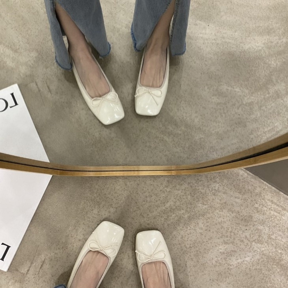 フラットリボンスクエアトゥパンプス|オフィスカジュアル レディース 通販【ミレジェネ】