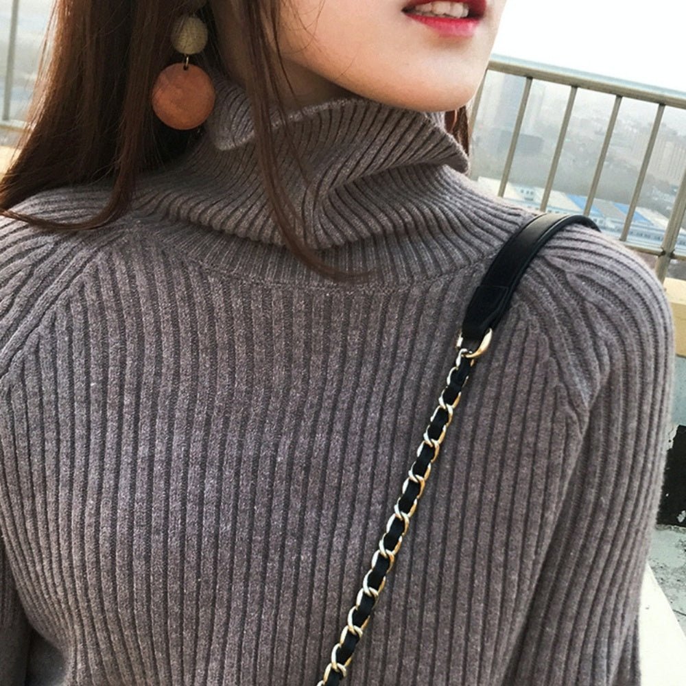 ハーフデザインハイネックニットトップス - Millennial Generation