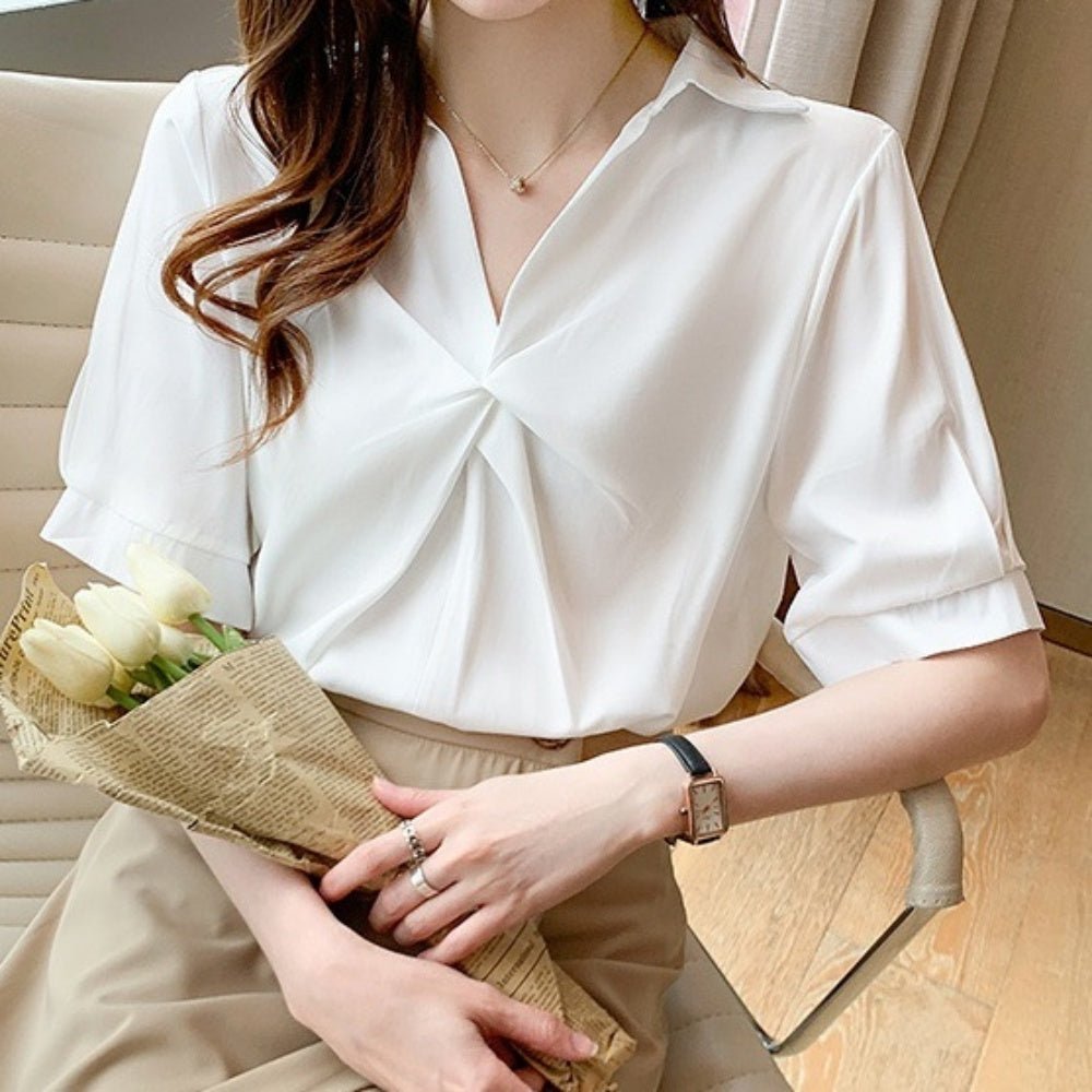 Vネックデザインサテンシャツ|オフィスカジュアル レディース 通販【ミレジェネ】