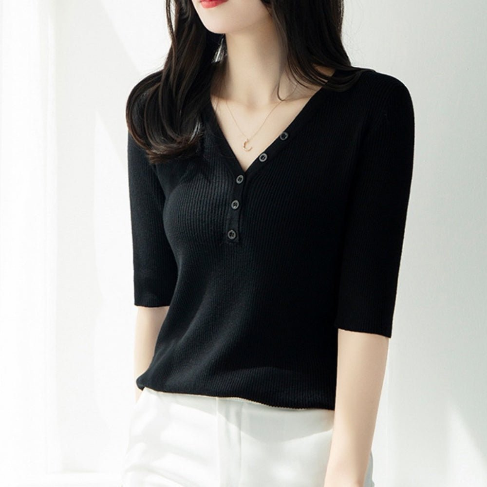 オフィスカジュアル 夏 Vネックハーフボタンカットソー ミレジェネ