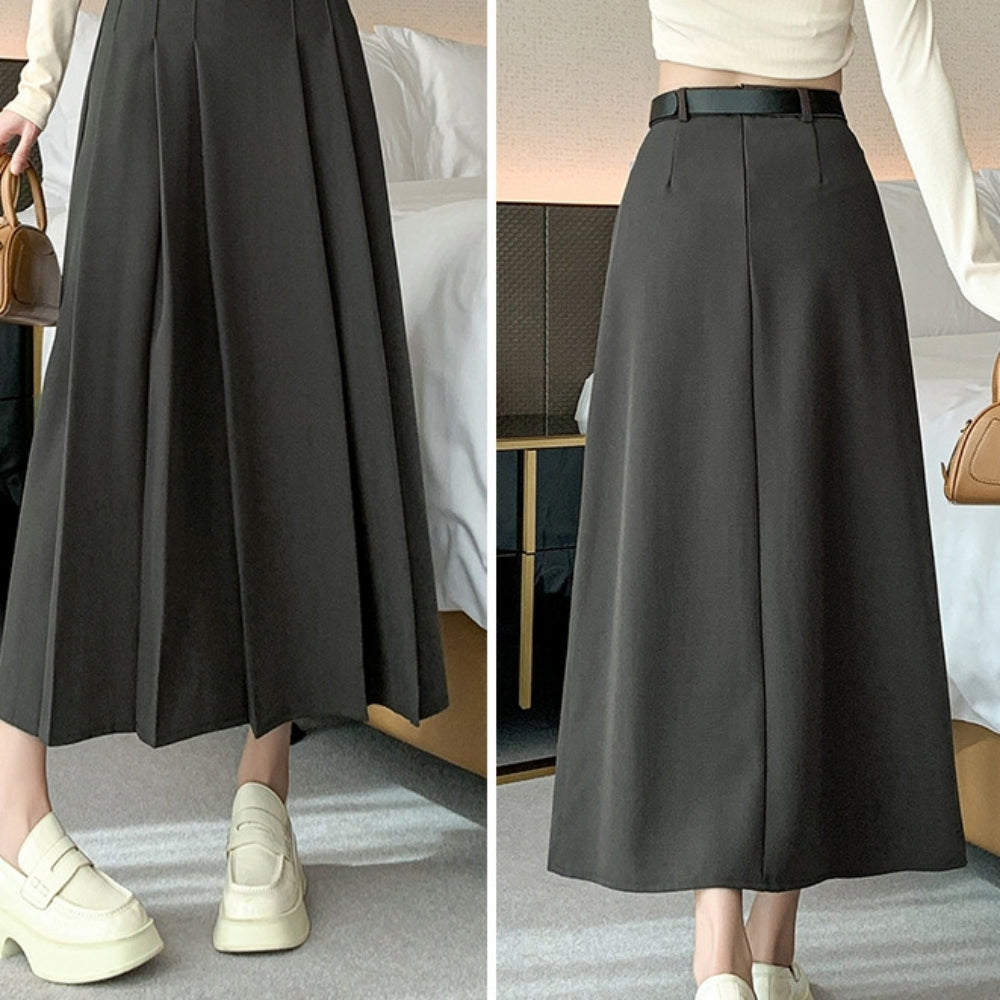 プリーツロングスカート