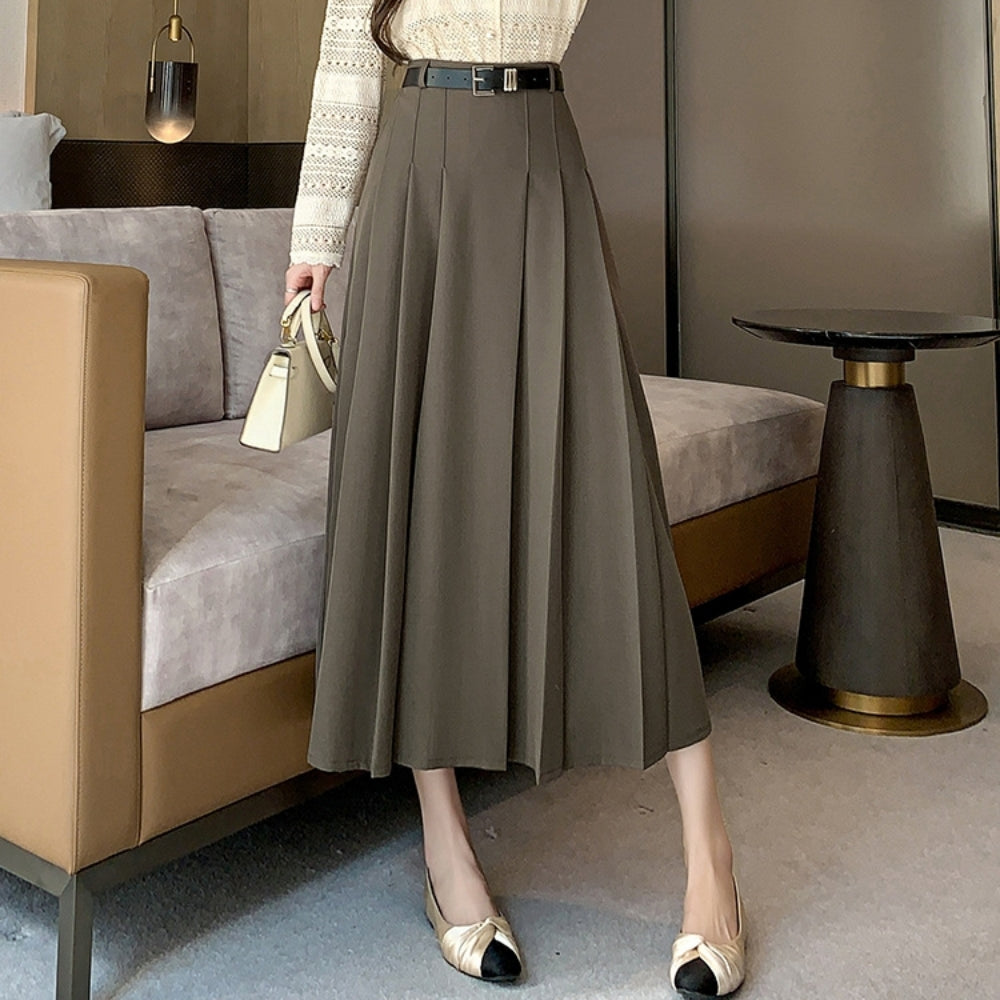 プリーツロングスカート