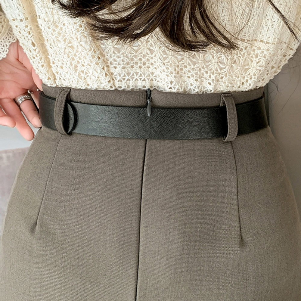 プリーツロングスカート