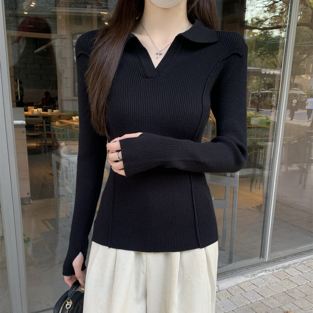 襟付きスリットネックニットトップス