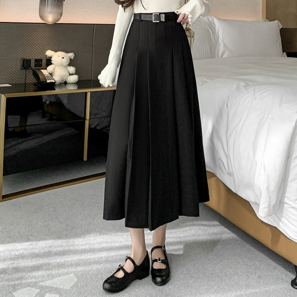 プリーツロングスカート