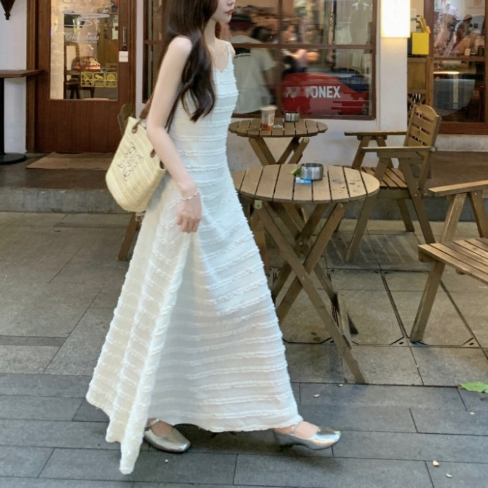 Vネックキャミソールワンピース