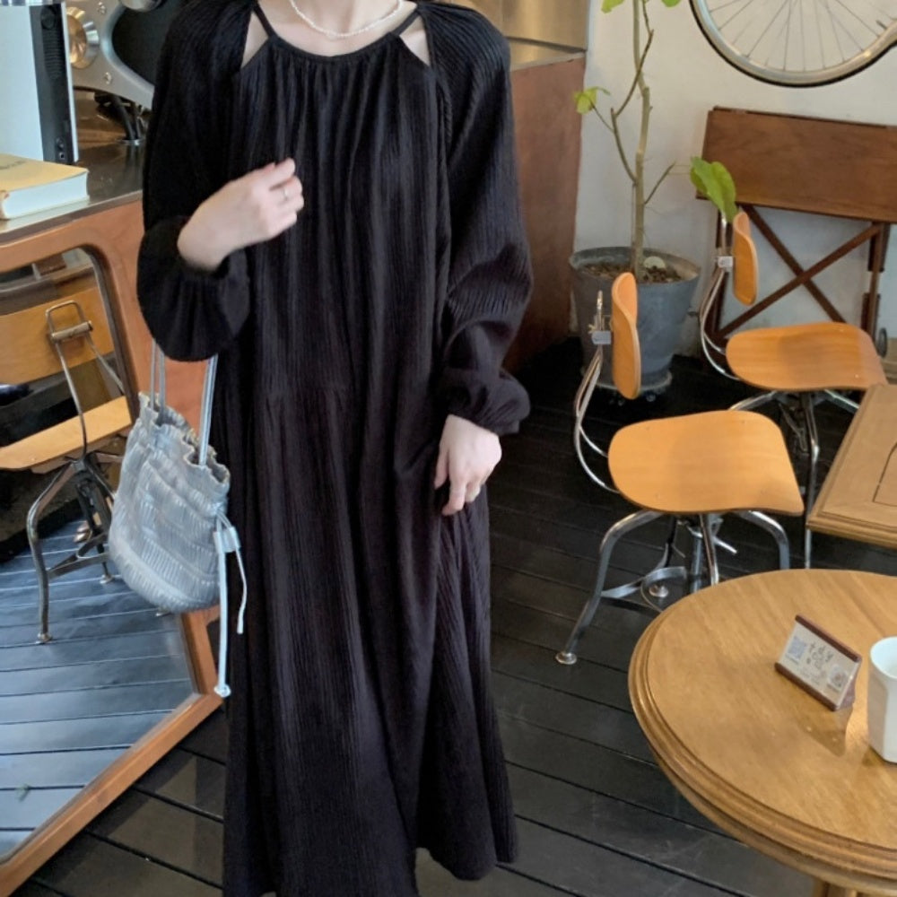 プリーツ加工長袖ワンピース