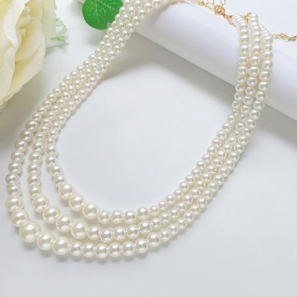 三層パールネックレス
