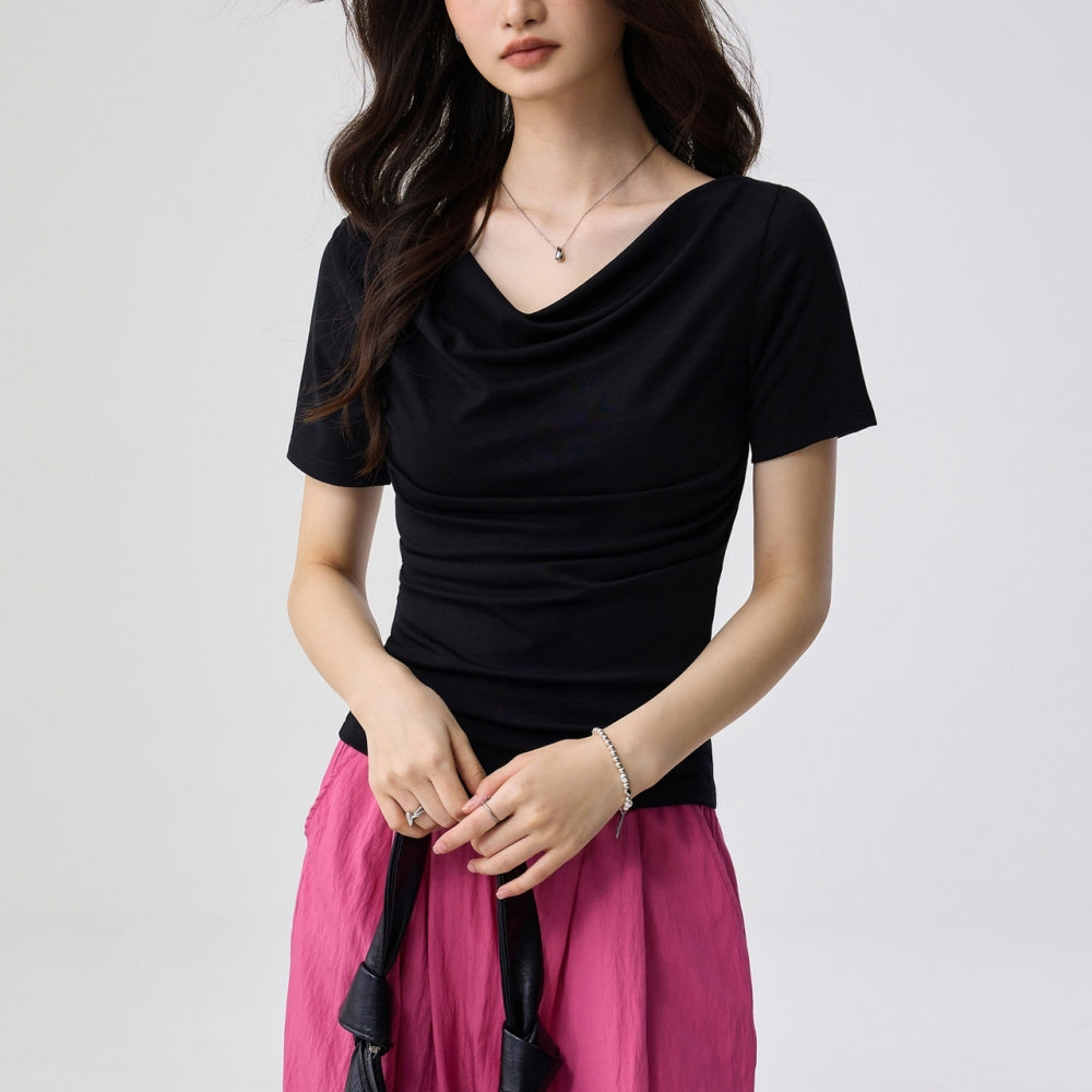 ワンショルダーTシャツ