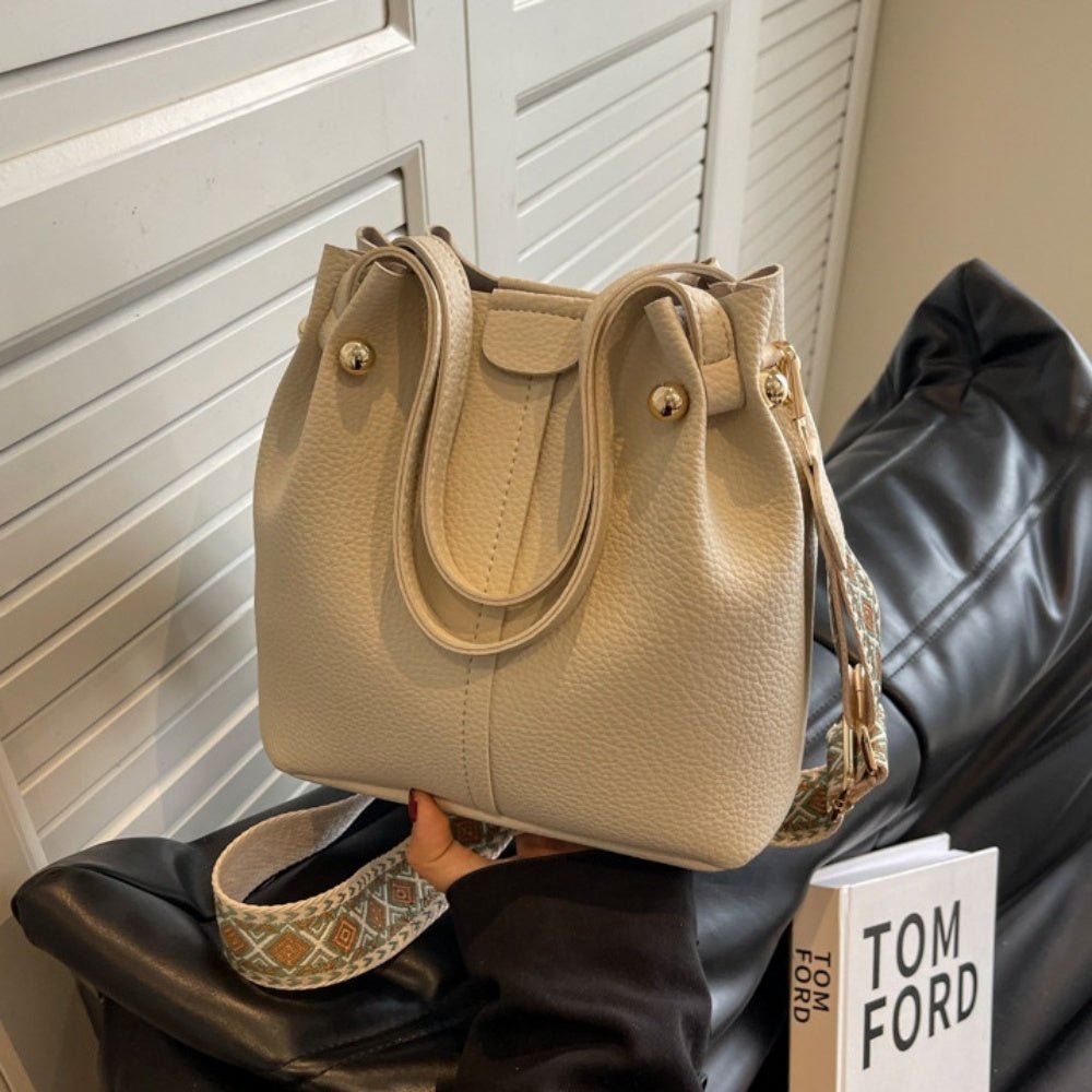 合皮製ショルダーベルト付き2wayハンドバッグ｜オフィスカジュアル