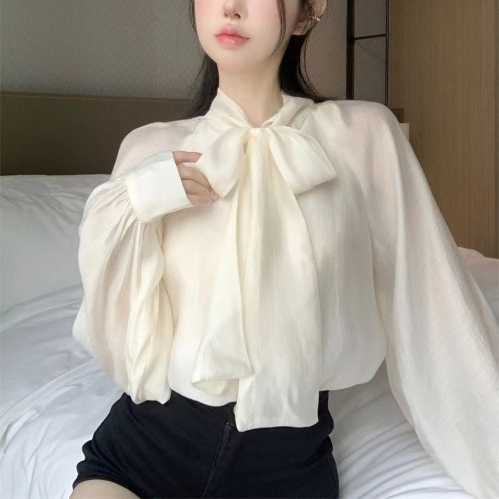 前後2WAYボリュームボウタイブラウス｜オフィスカジュアル レディース 通販【ミレジェネ】